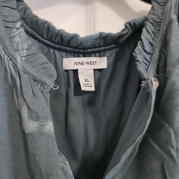 Elegant Teal Dress - Picture 3 of 6